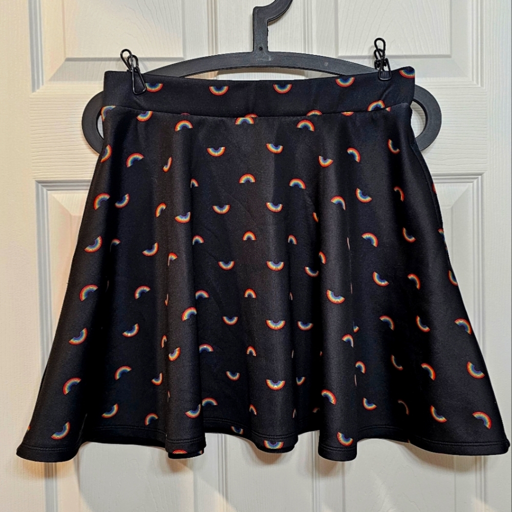 Hot Topic - Black Rainbow Pride Print Circle Skirt with Pockets - Size Small